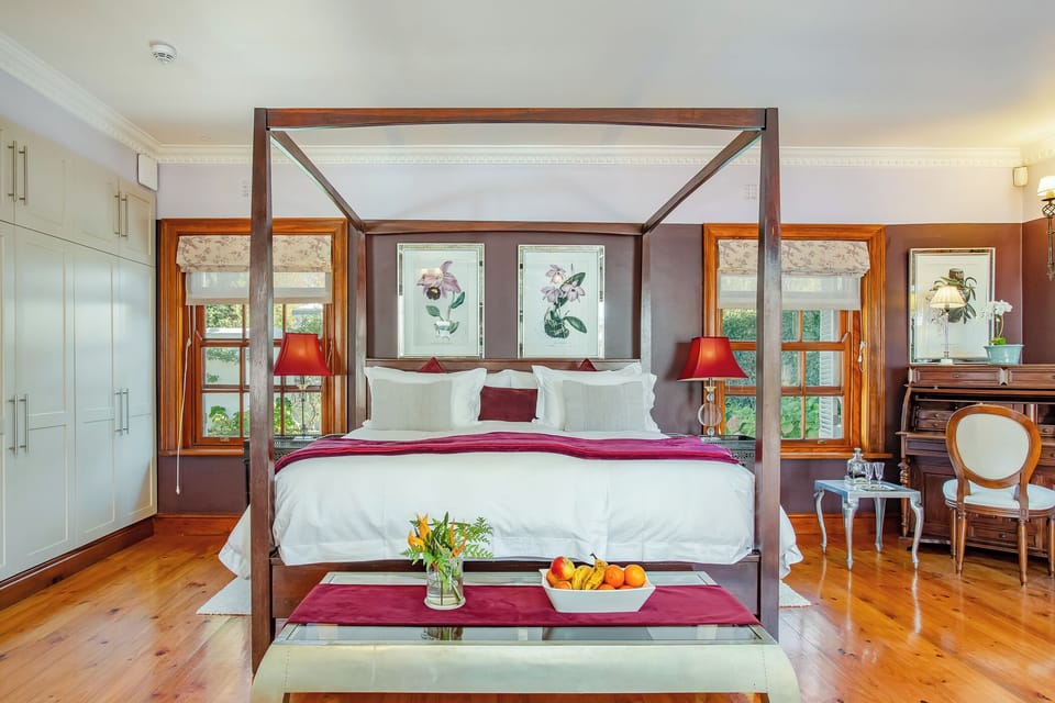 Luxury Double Room | In-room safe, iron/ironing board, free WiFi