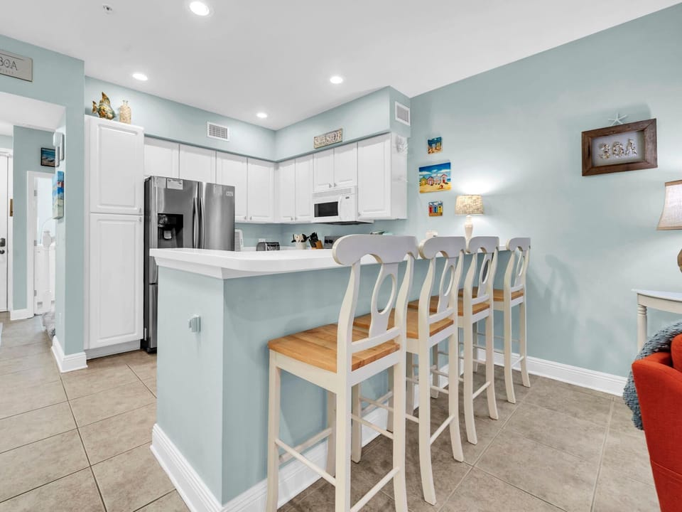 Condo, Multiple Beds (The Village 622) | Private kitchen | Oven, toaster