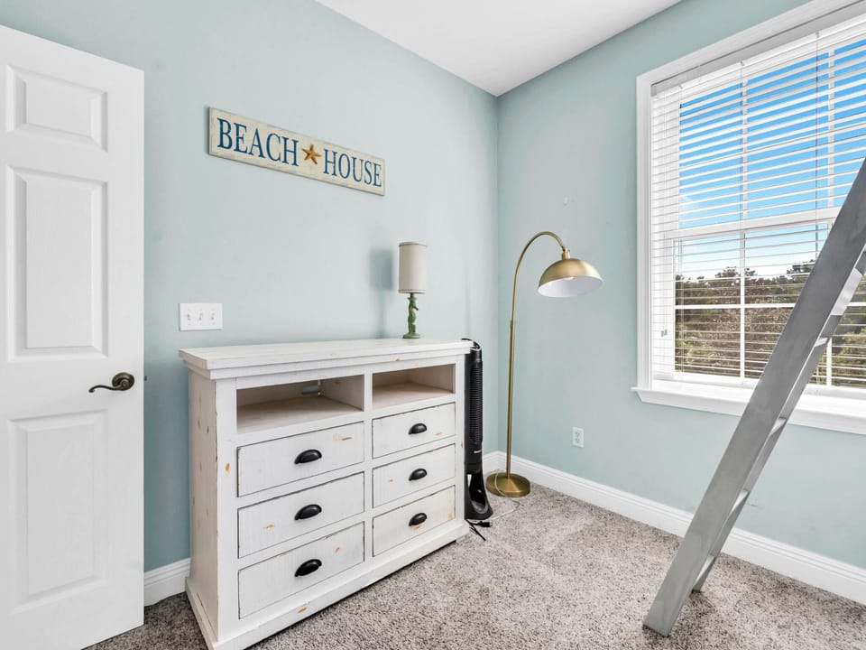 Condo, Multiple Beds (The Village 622) | Interior