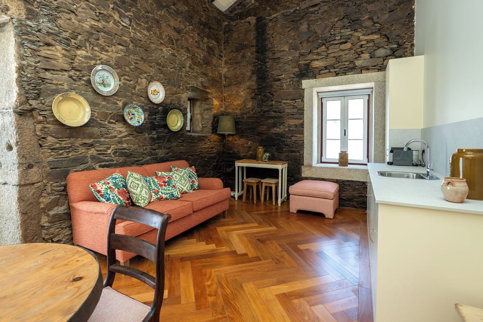 Suite - Casa do Lagar (adjacent building) | Private kitchenette