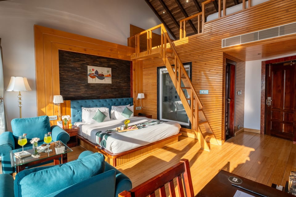 King Quad Attic with Balcony | Minibar, iron/ironing board, free WiFi, bed sheets