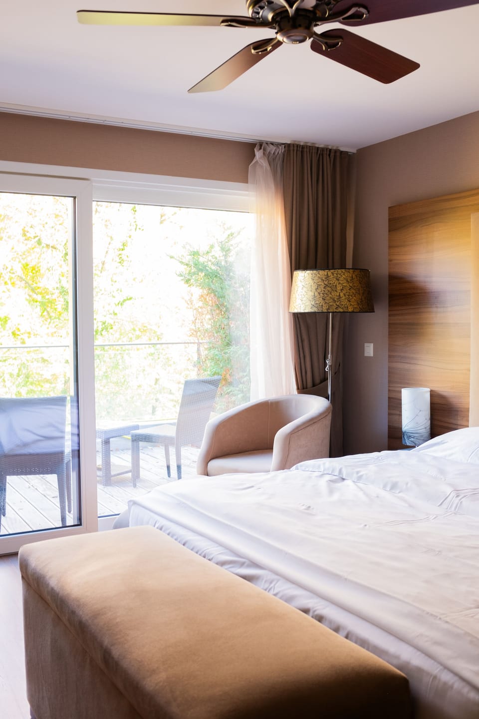 Deluxe Double Room, Valley View | Premium bedding, minibar (free items), in-room safe, desk