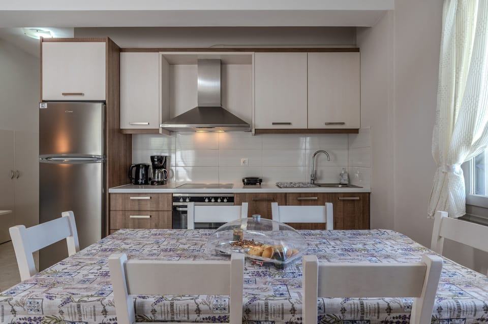 House, 2 Bedrooms, Private Pool, Sea View | Private kitchen | Coffee/tea maker, highchair