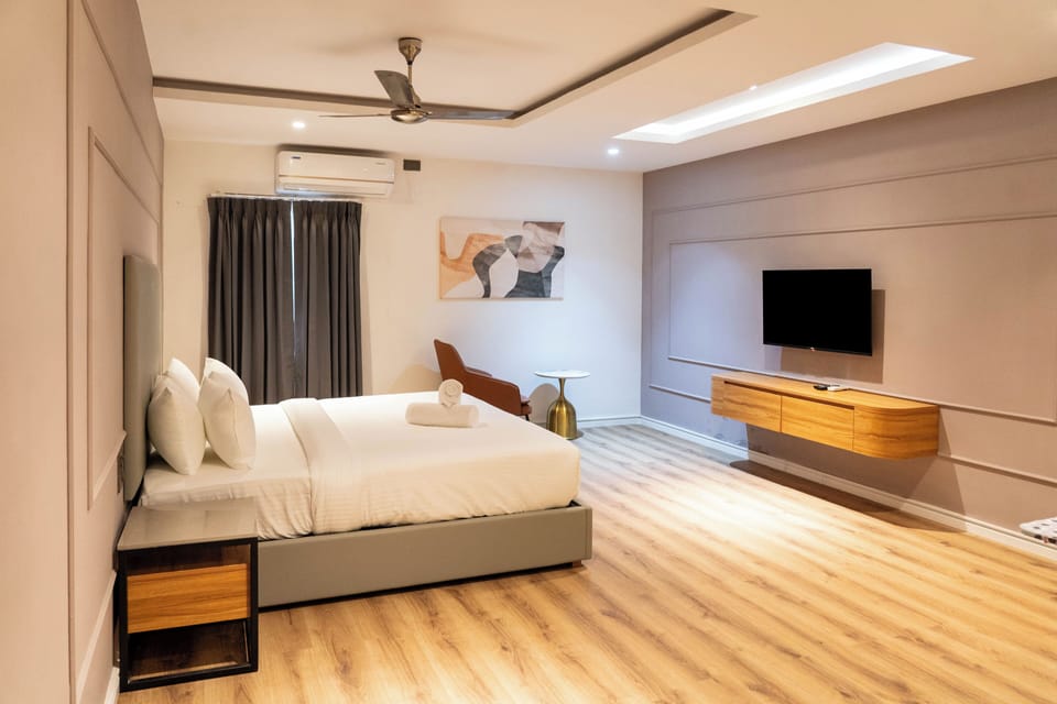 Duplex Suite with Kitchenette, 03 Bed rooms | Minibar, desk, iron/ironing board, free WiFi