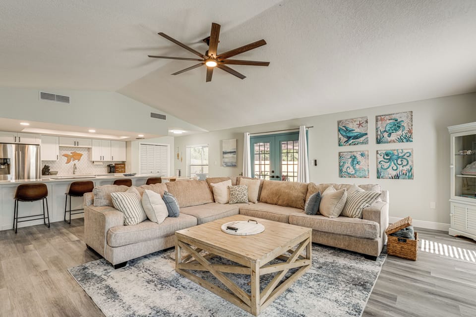 House (3 Bedrooms) | Interior