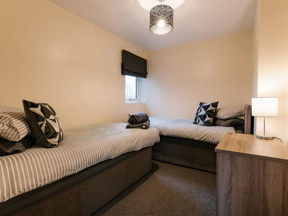 5 bedrooms, individually decorated, individually furnished