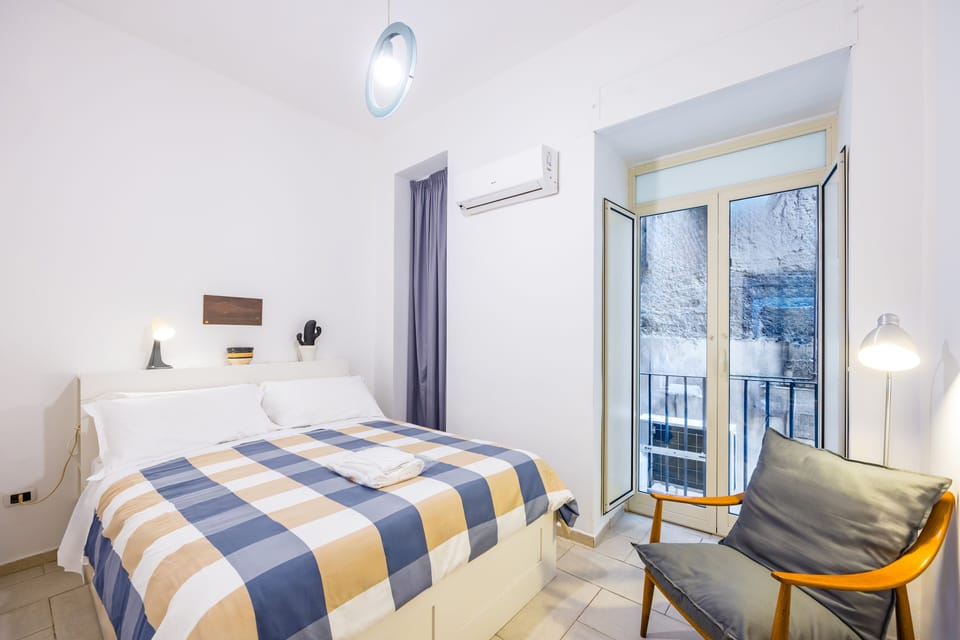 Classic Apartment | Blackout drapes, iron/ironing board, free WiFi