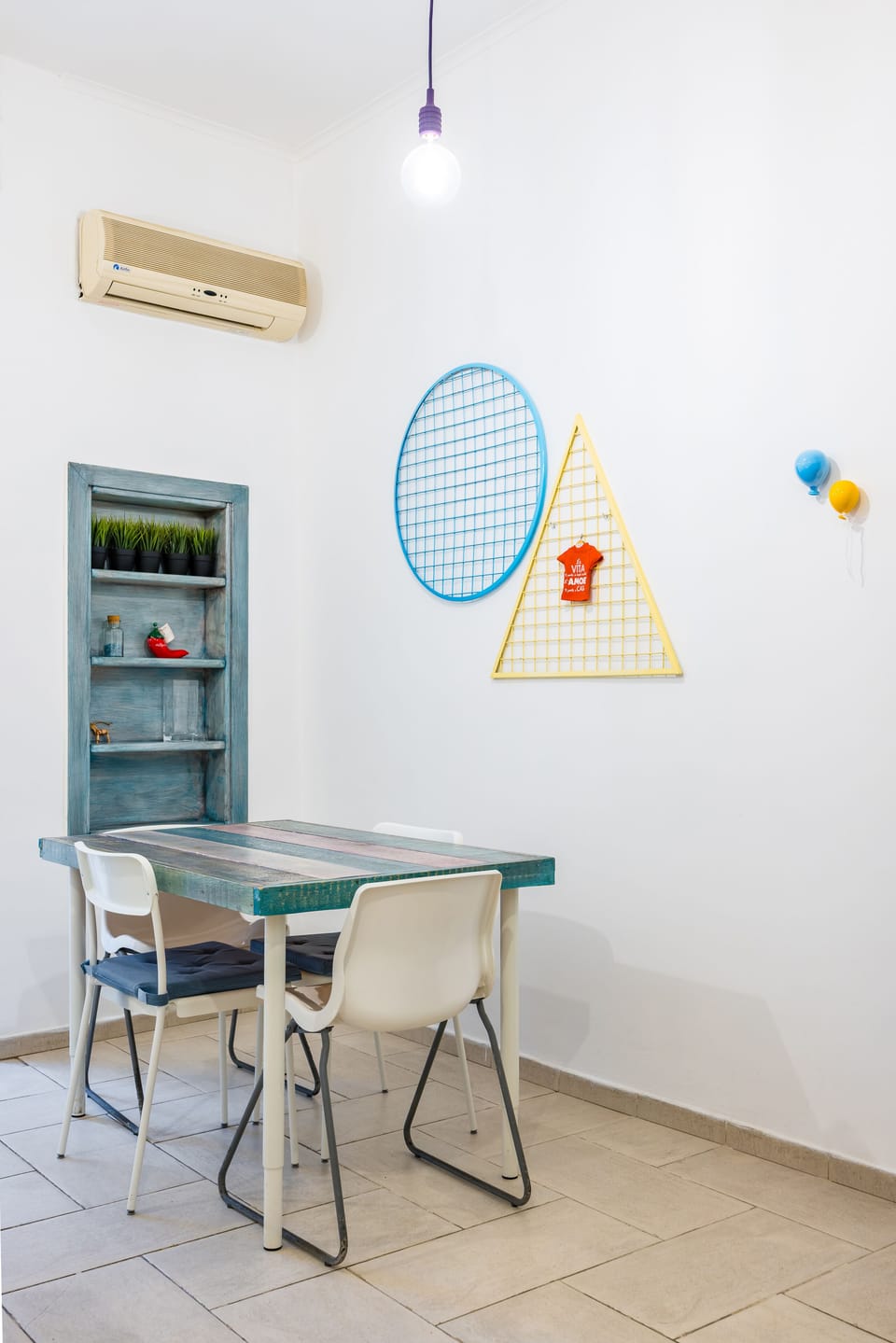 Classic Apartment | Living area | Flat-screen TV