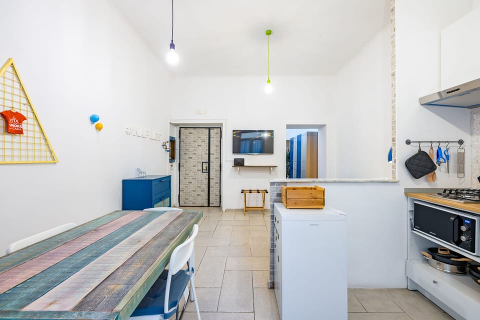 Classic Apartment | Living area | Flat-screen TV