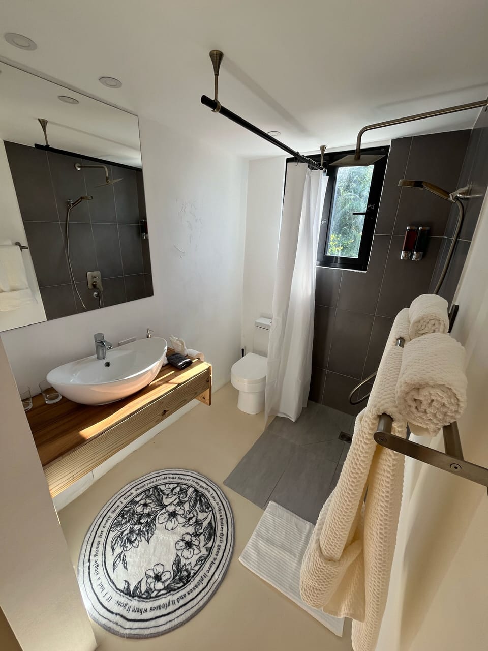 Comfort Room, Ocean View | Bathroom