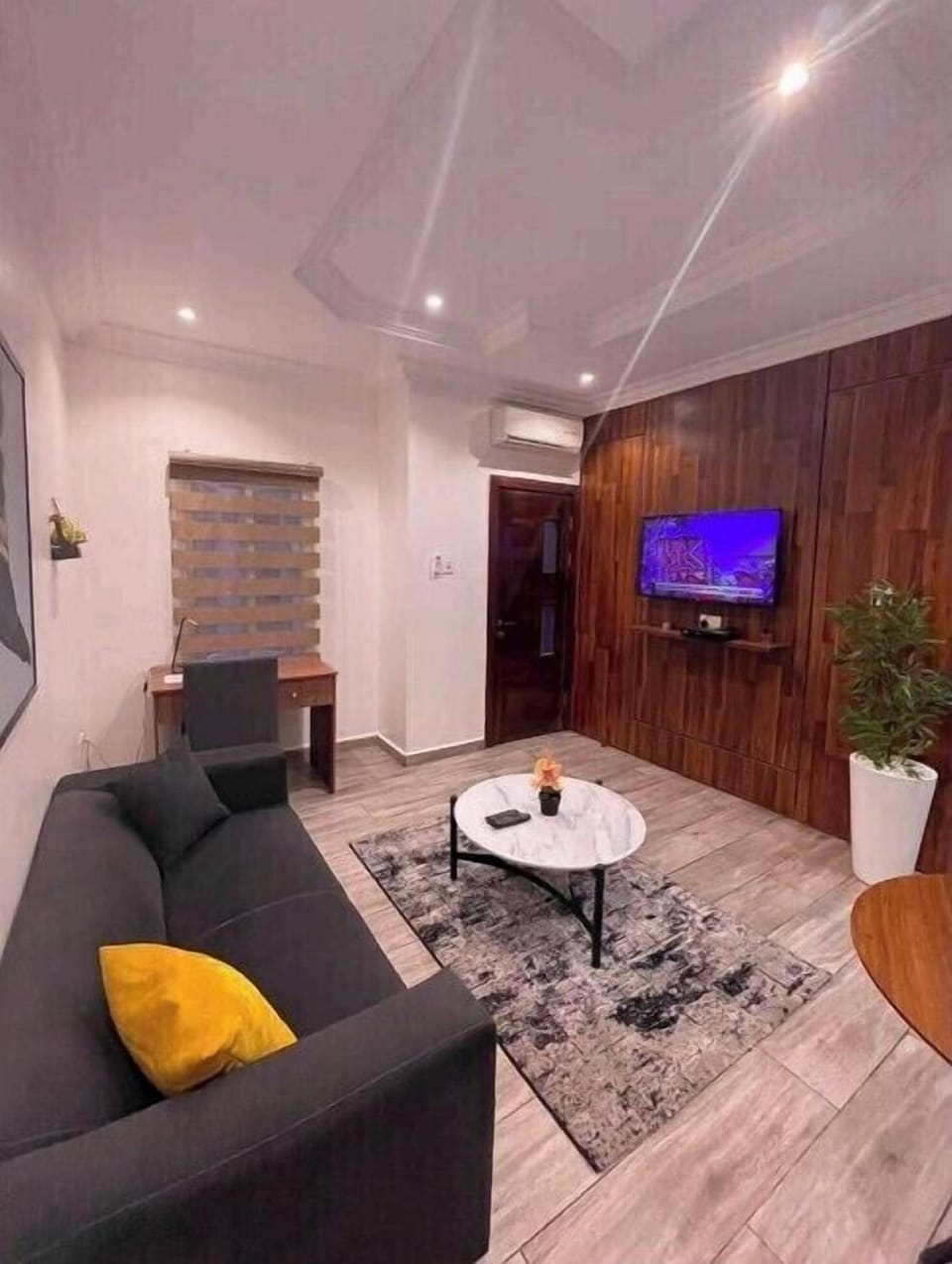 Classic Apartment, Patio, City View | Living area