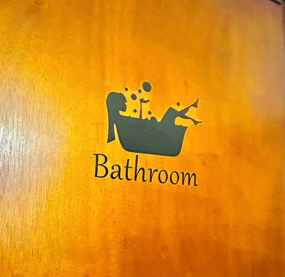 Towels, soap, shampoo, toilet paper