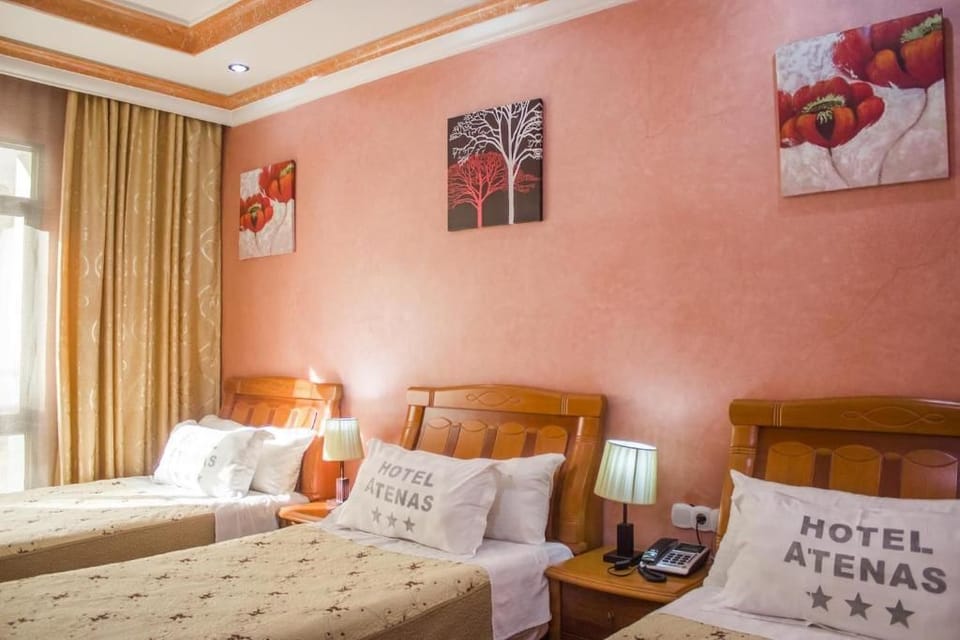 Triple Room, 3 Twin Beds | Free WiFi, bed sheets