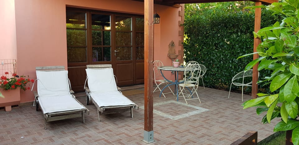 Studio | Terrace/patio