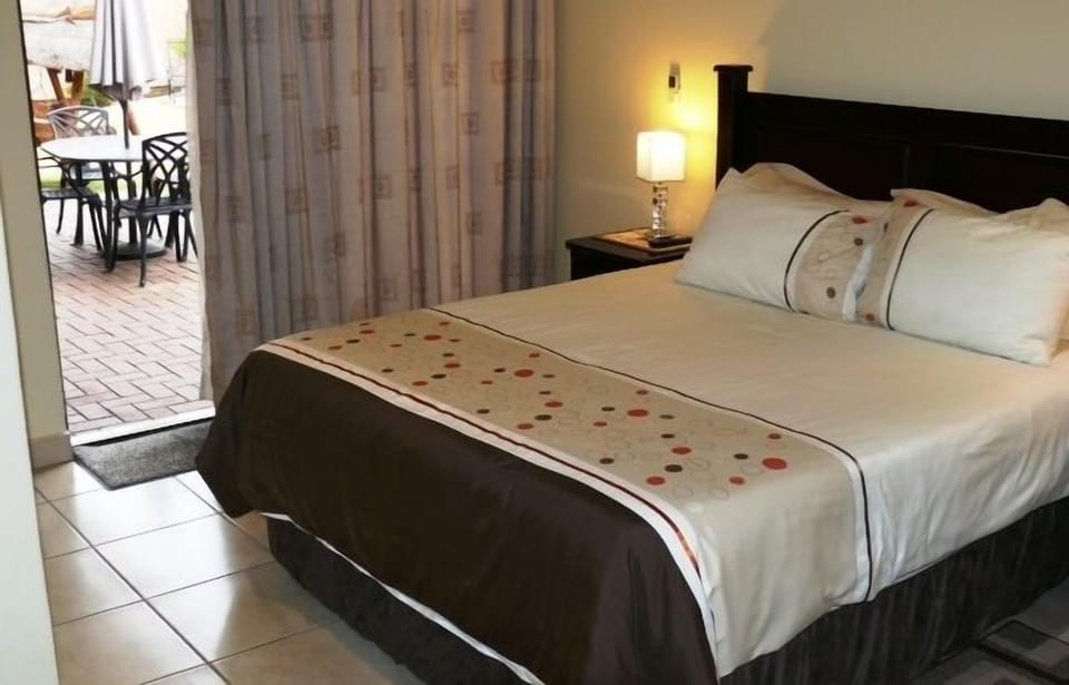 In-room safe, free WiFi