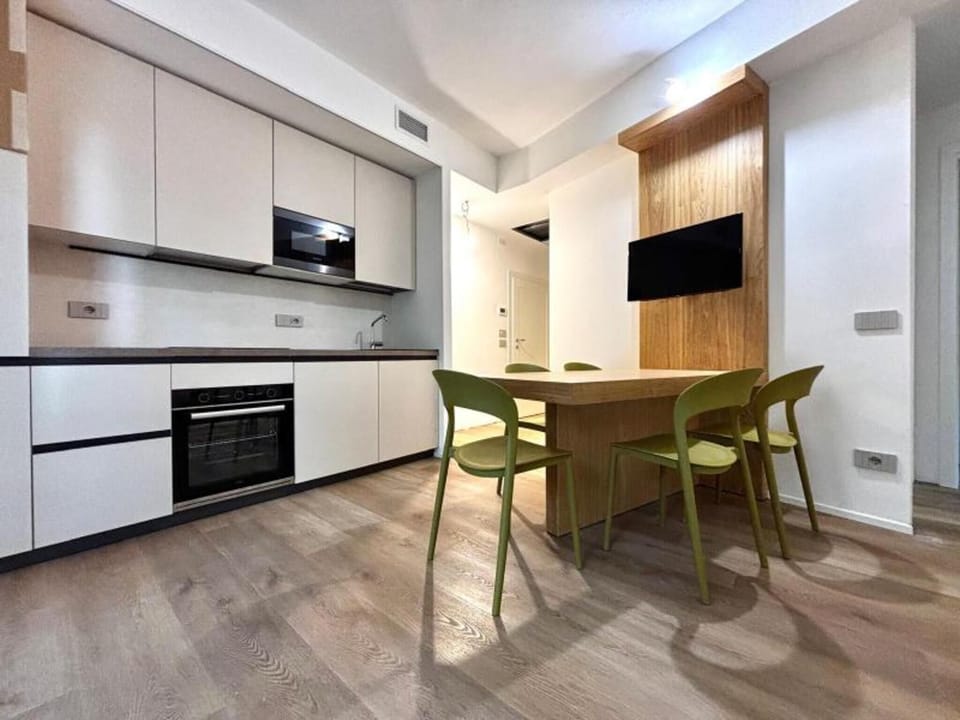 Apartment, 2 Bedrooms, Balcony | Interior