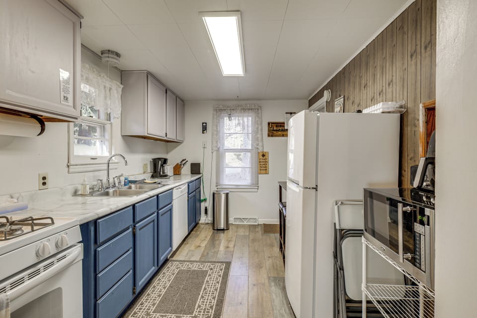 House (2 Bedrooms) | Interior