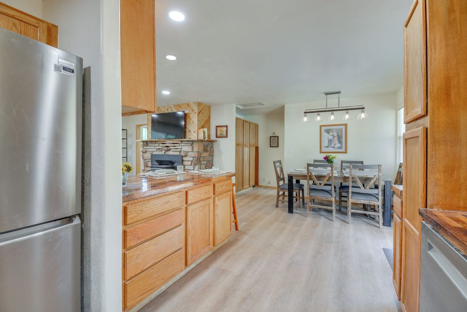 House (4 Bedrooms) | Interior