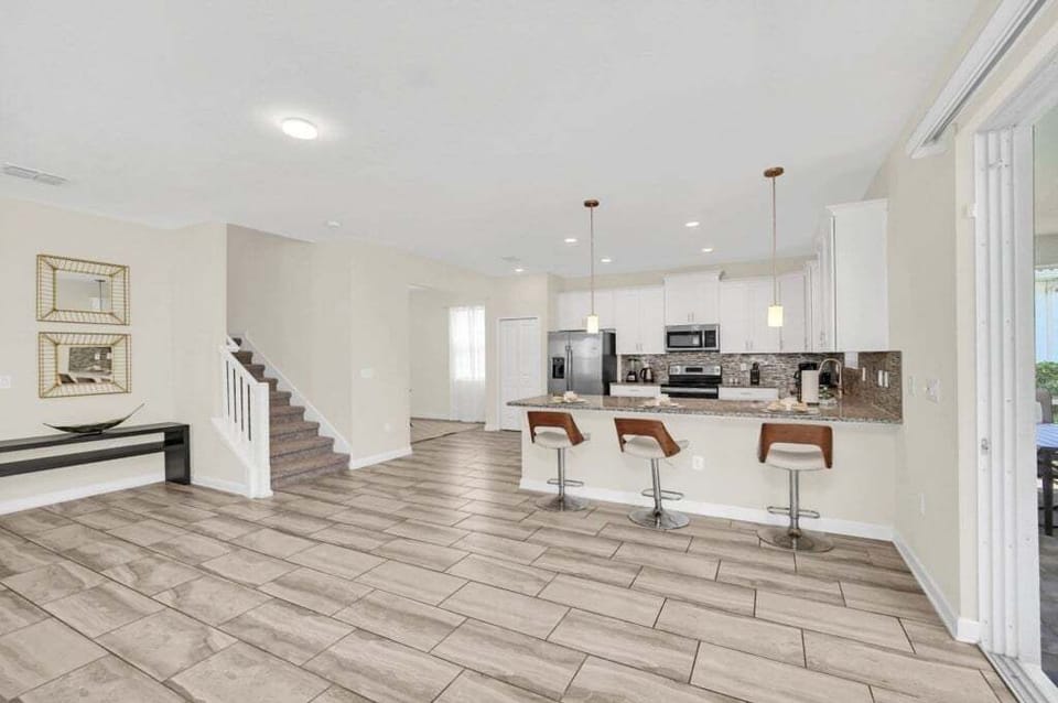 Villa, 6 Bedrooms | Private kitchen