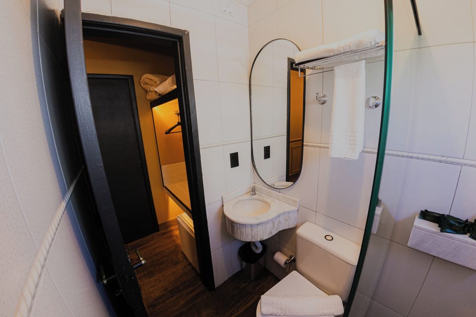 Towels, soap, shampoo, toilet paper