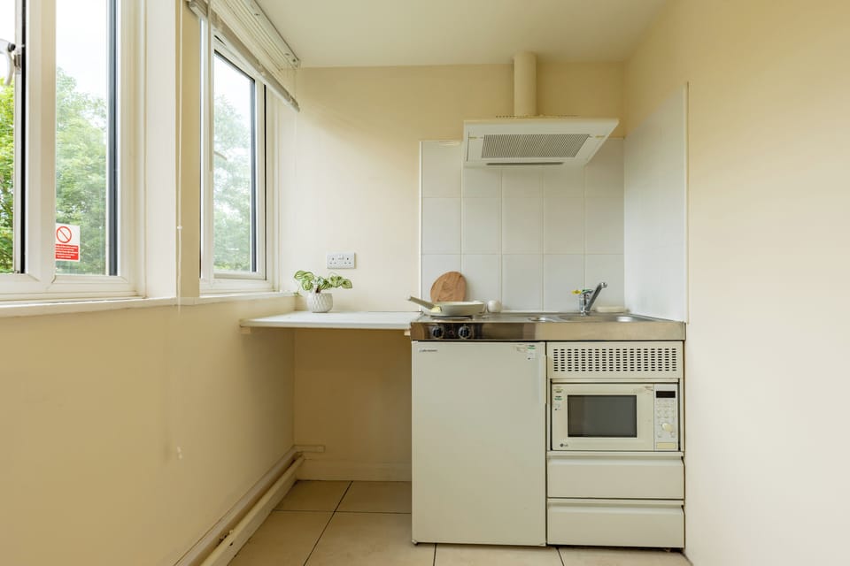 Studio, Non Smoking | Private kitchen