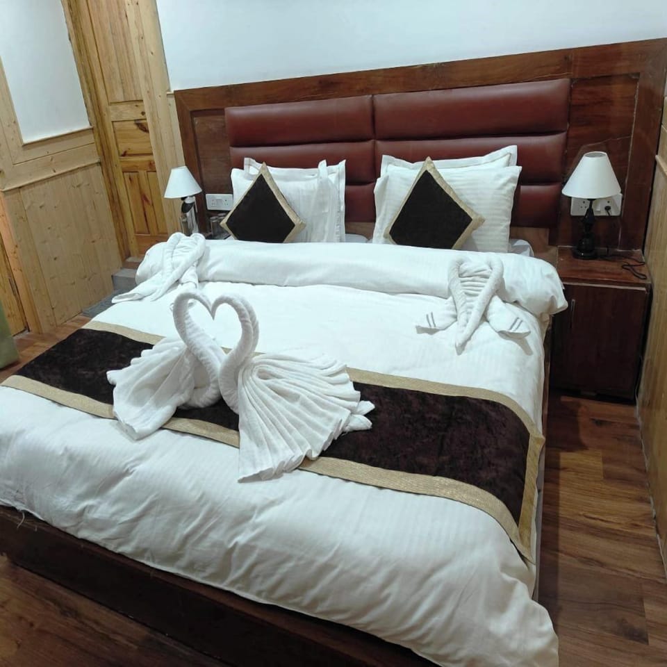 Standard Double Room | WiFi (free)