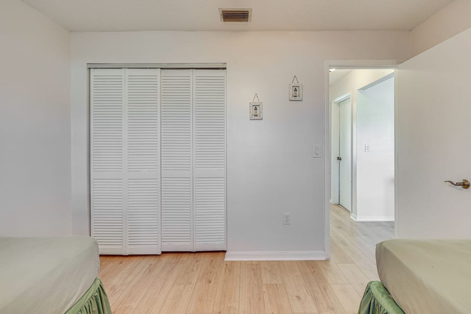 Summer-ready North Port Home w/ Private Pool! Cottage in North Port