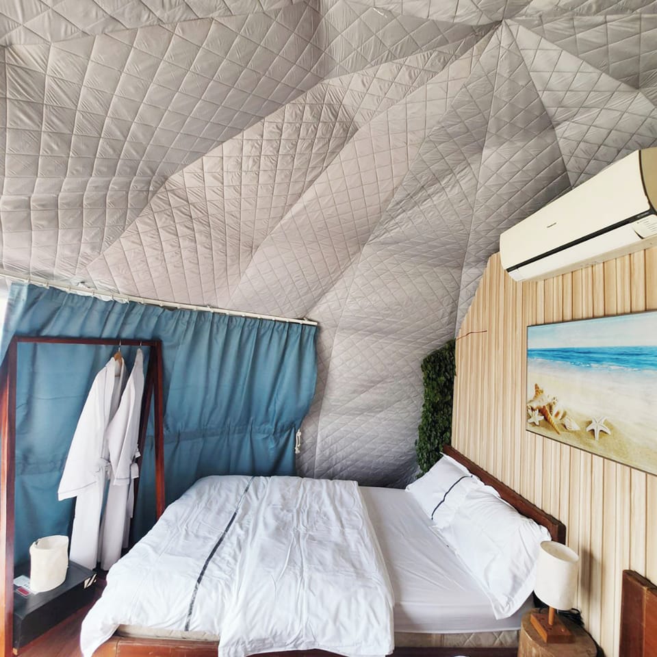 Deluxe Room, Sea View | WiFi (free)