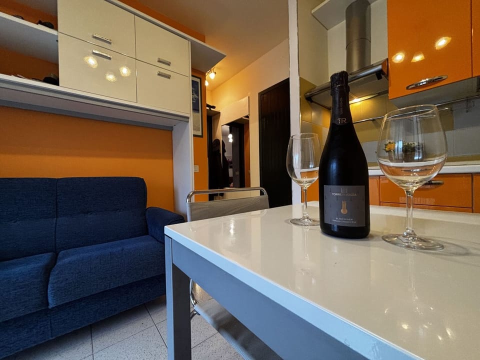 Apartment, 2 Bedrooms, Balcony | Living room