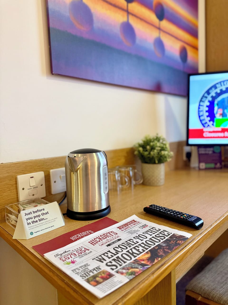 Desk, laptop workspace, iron/ironing board, free WiFi