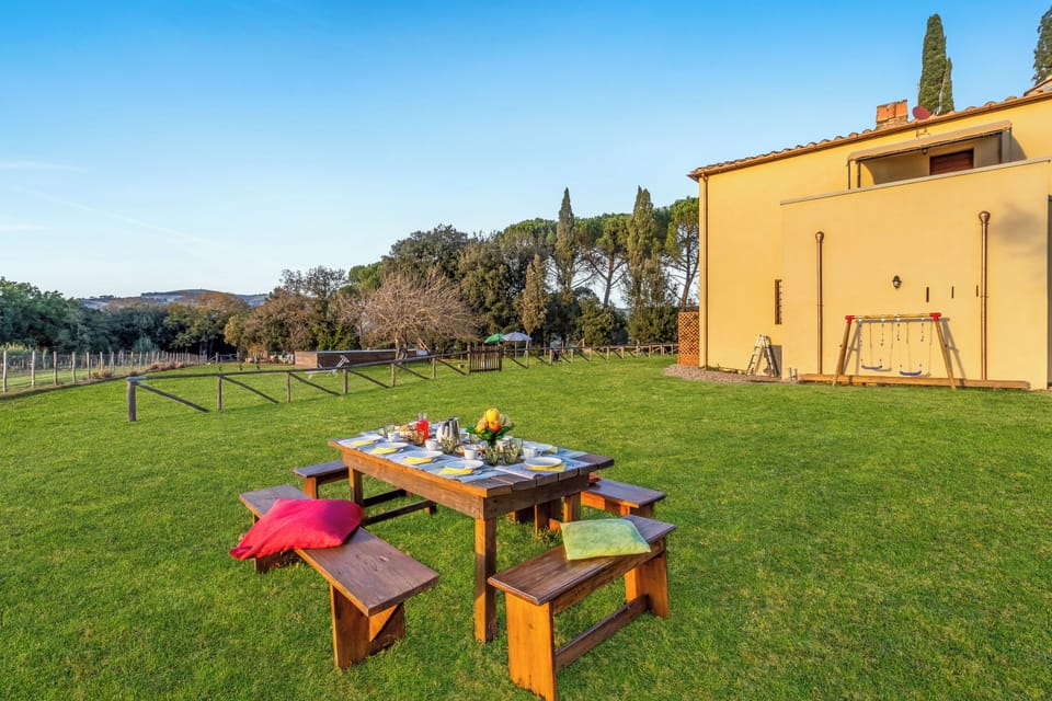 Family Apartment, Multiple Bedrooms (Berignone Natural Paradise Apt) | Outdoor dining