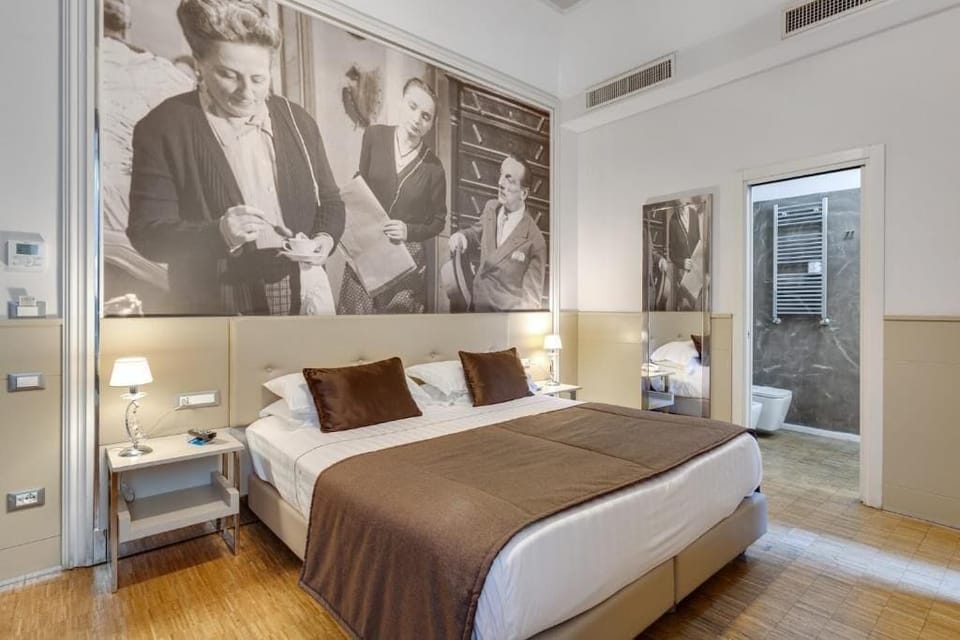 Standard Double Room | Minibar, in-room safe, free WiFi, bed sheets
