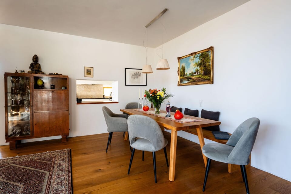 Chalet | Dining