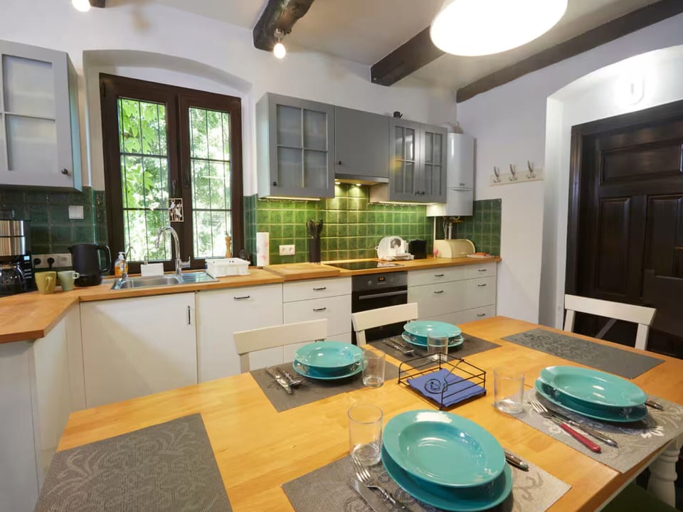 House | Private kitchen | Highchair