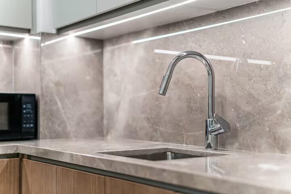 Comfort Apartment, Balcony, Beach View | Private kitchen