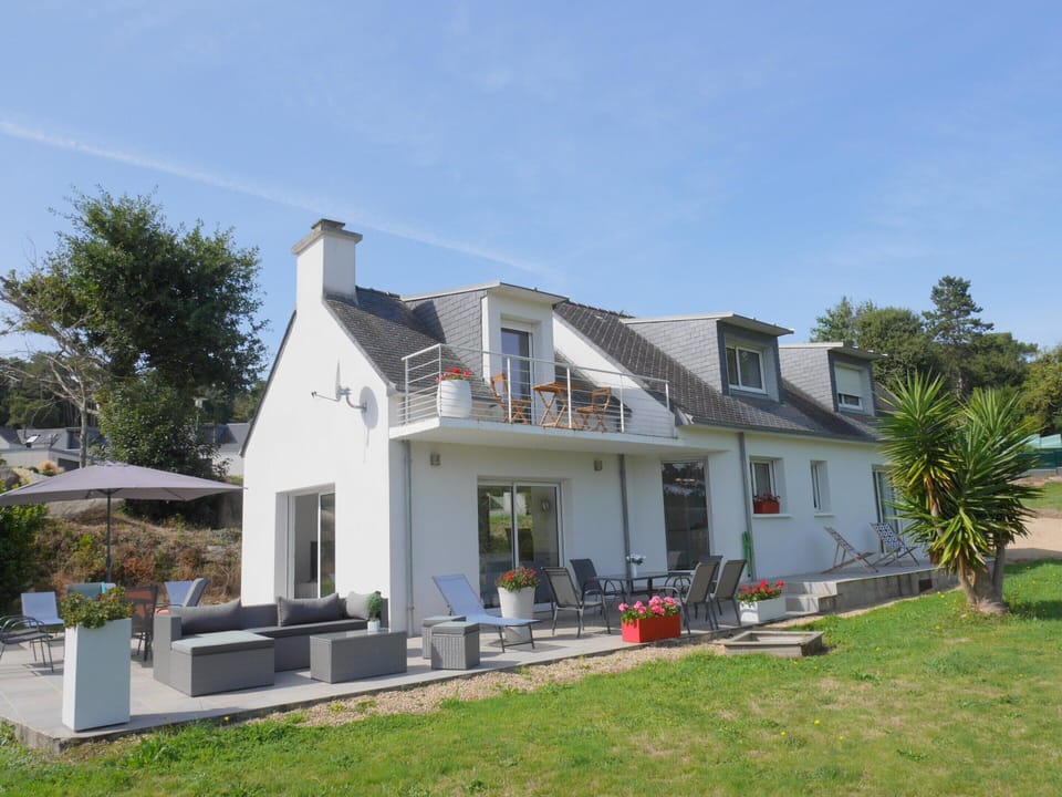House | Outdoor dining