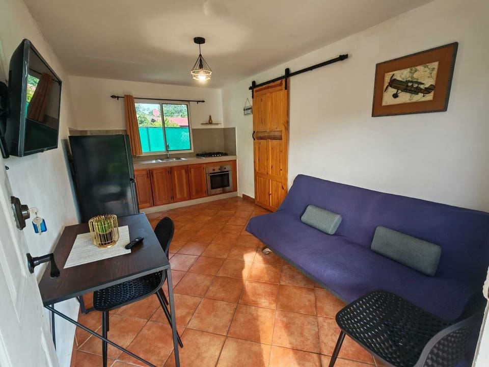 Apartment, Garden View, Poolside | Private kitchen | Dining table