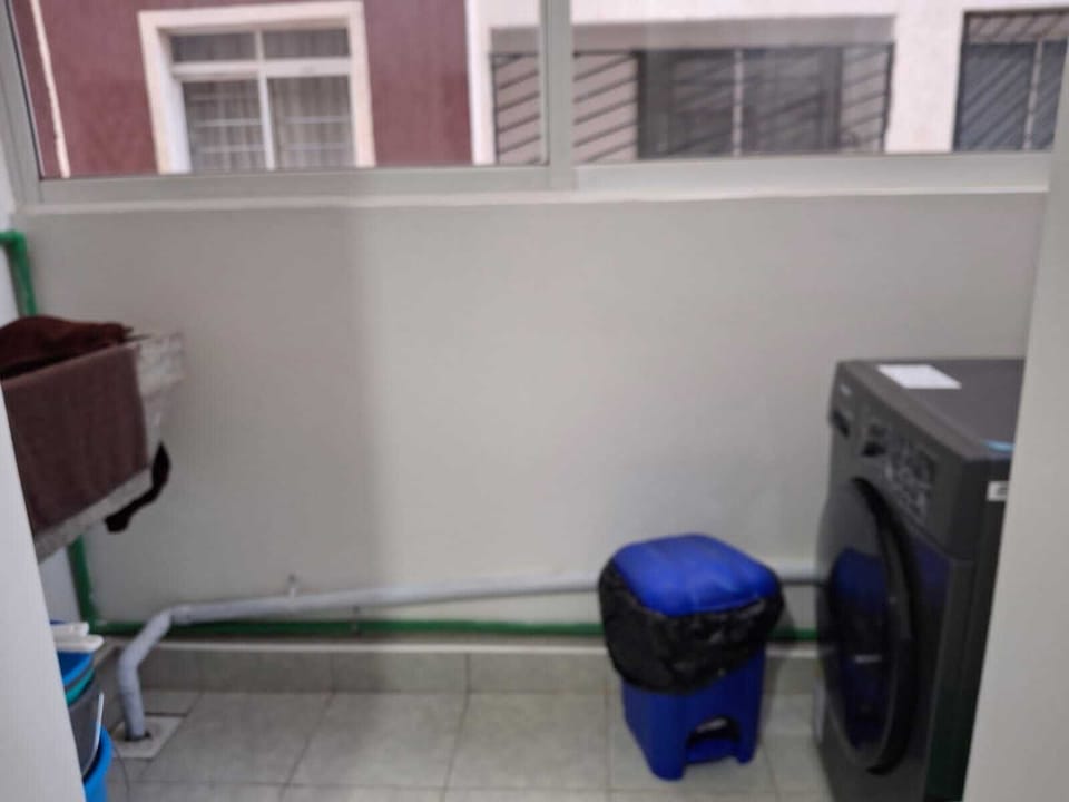 Deluxe Apartment, Balcony, City View | Laundry