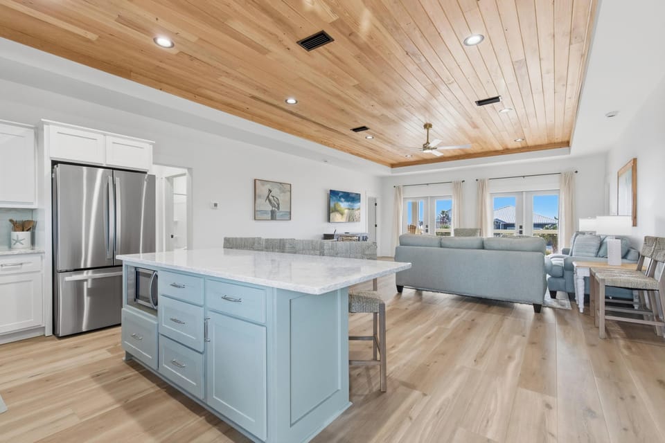 House, Sea View | Private kitchen | Coffee/tea maker, full-size fridge, microwave, oven