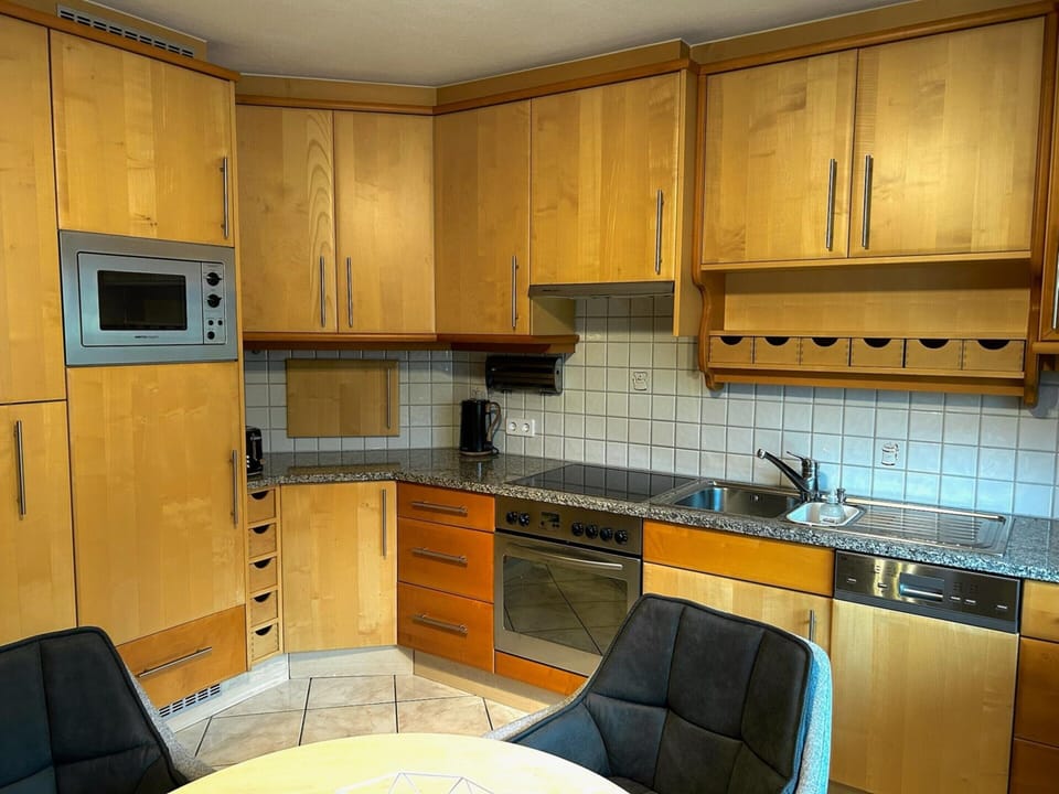 House | Private kitchen | Highchair