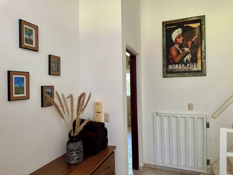 Villa, 4 Bedrooms, Smoking, Private Pool | Interior