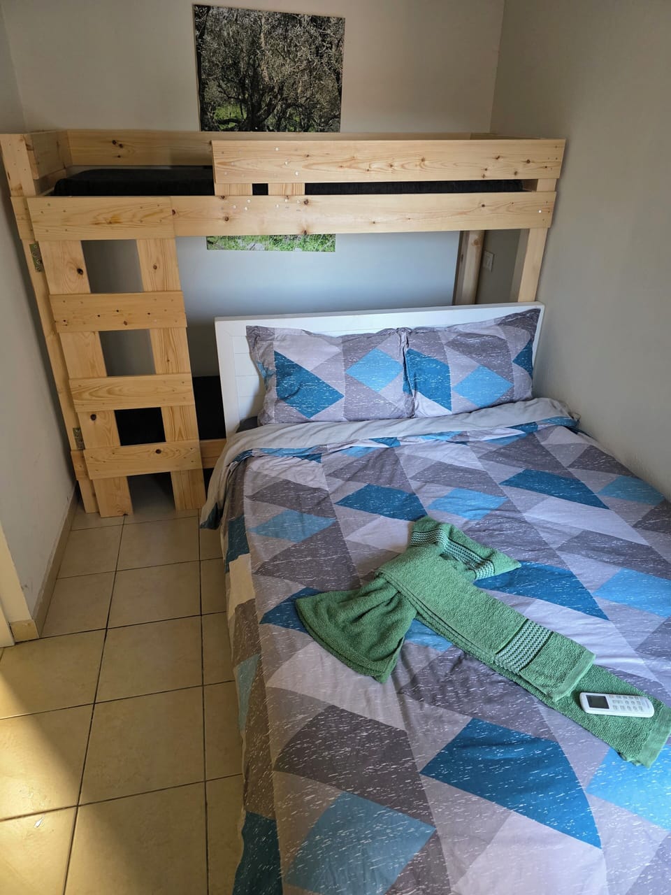 tsemrem sof aolam 1 Apartment hotel in Africa