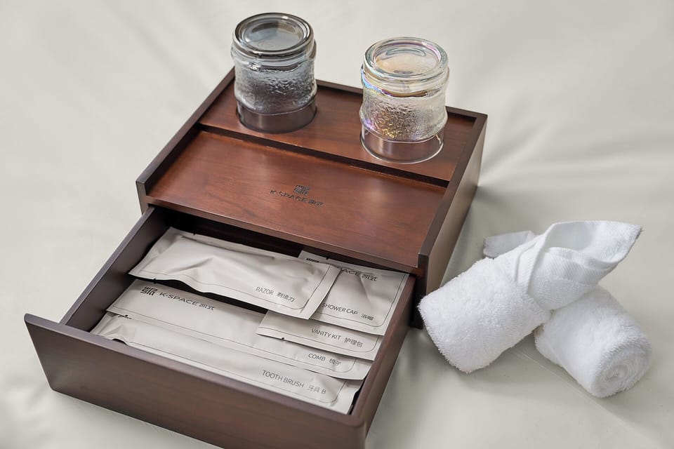 Room amenity