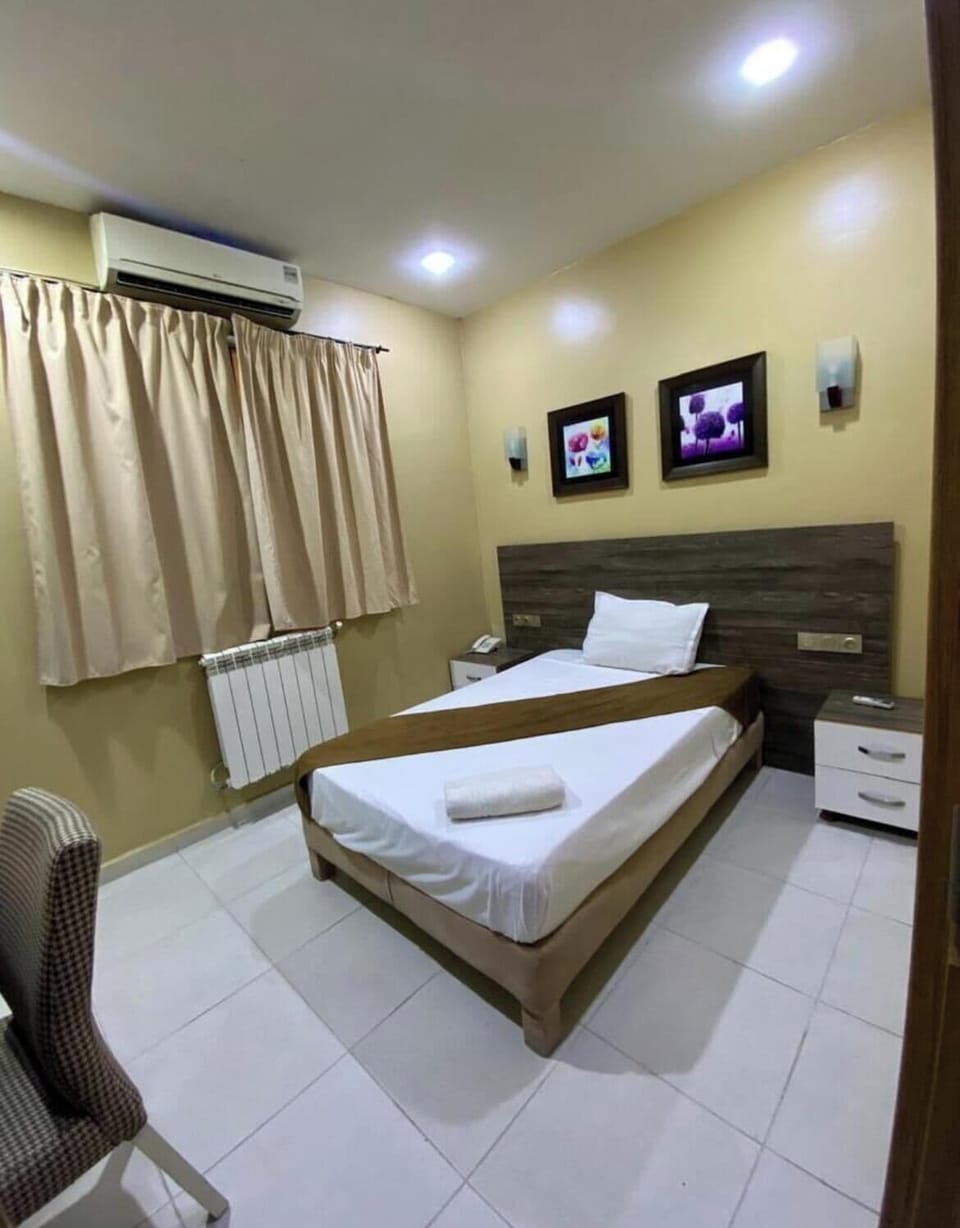 Comfort Single Room | WiFi (free)