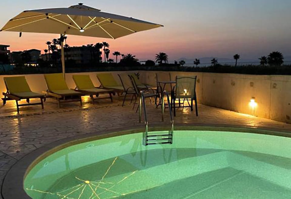 Sundeck