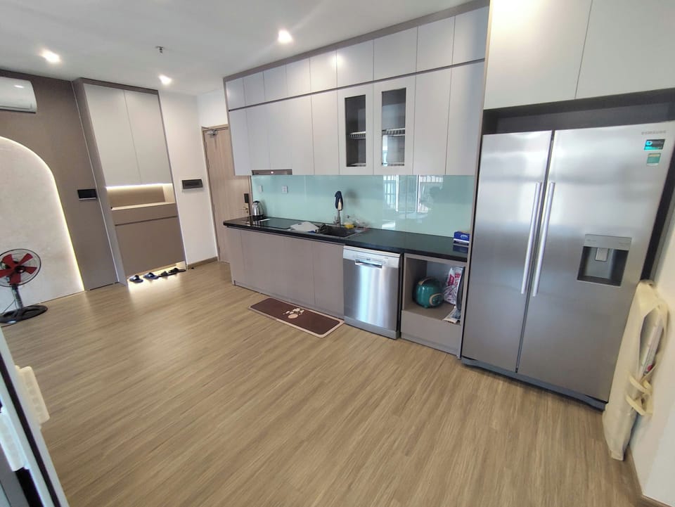 Family Apartment, Balcony, Garden View | Private kitchen | Full-size fridge, microwave, oven, stovetop