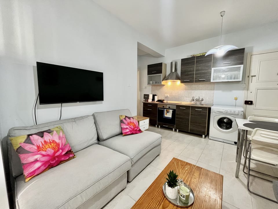 House | 1 bedroom