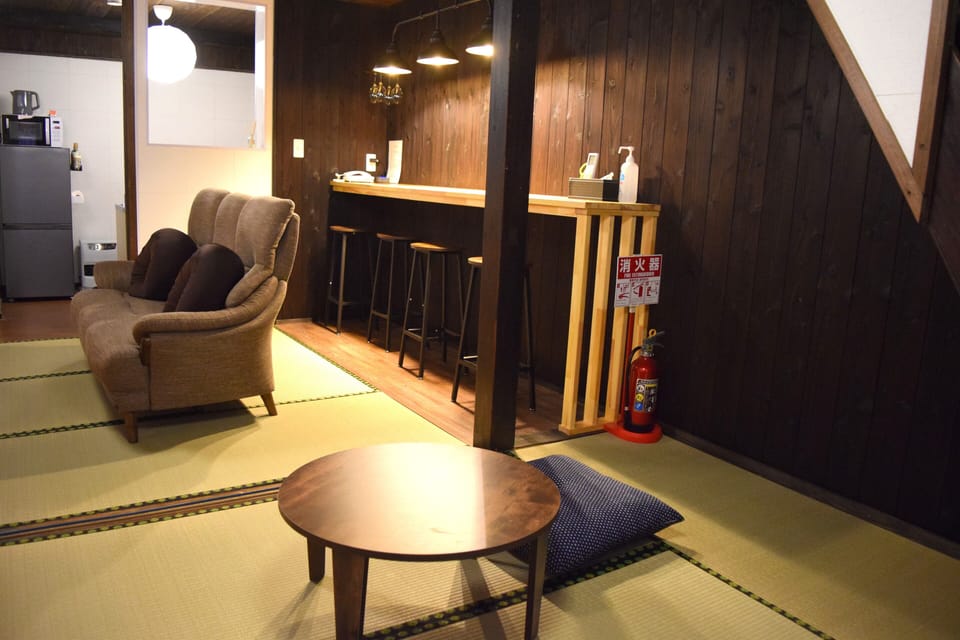 Townhome | Living area | 65-inch flat-screen TV with digital channels, Netflix