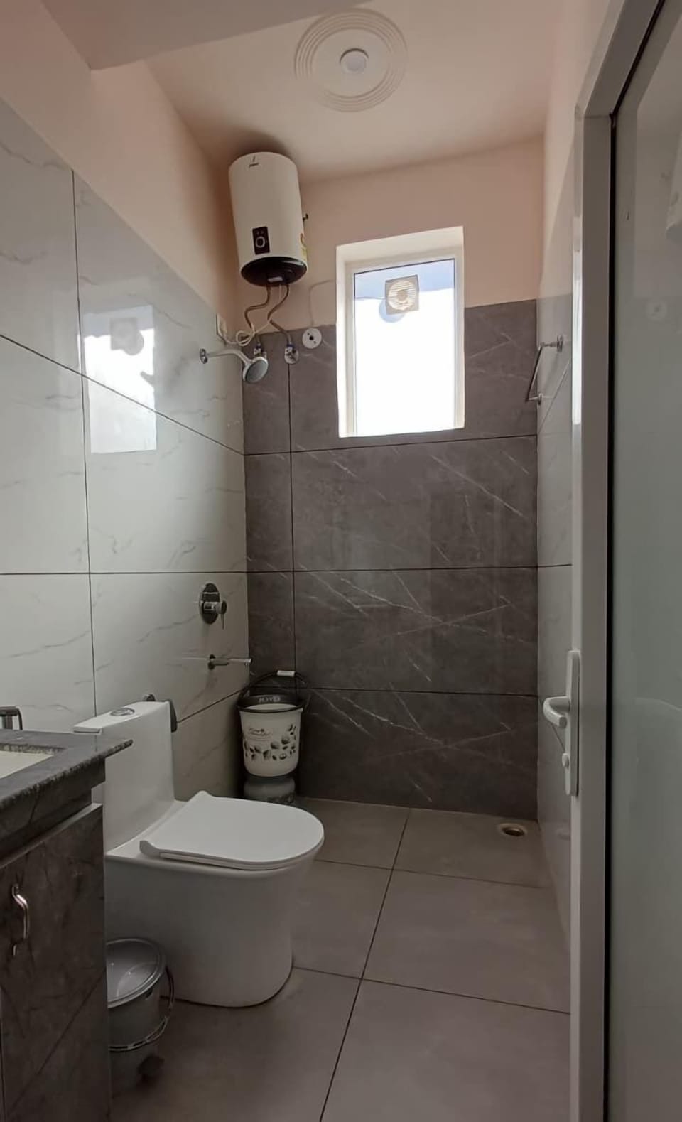 Classic Room | Bathroom