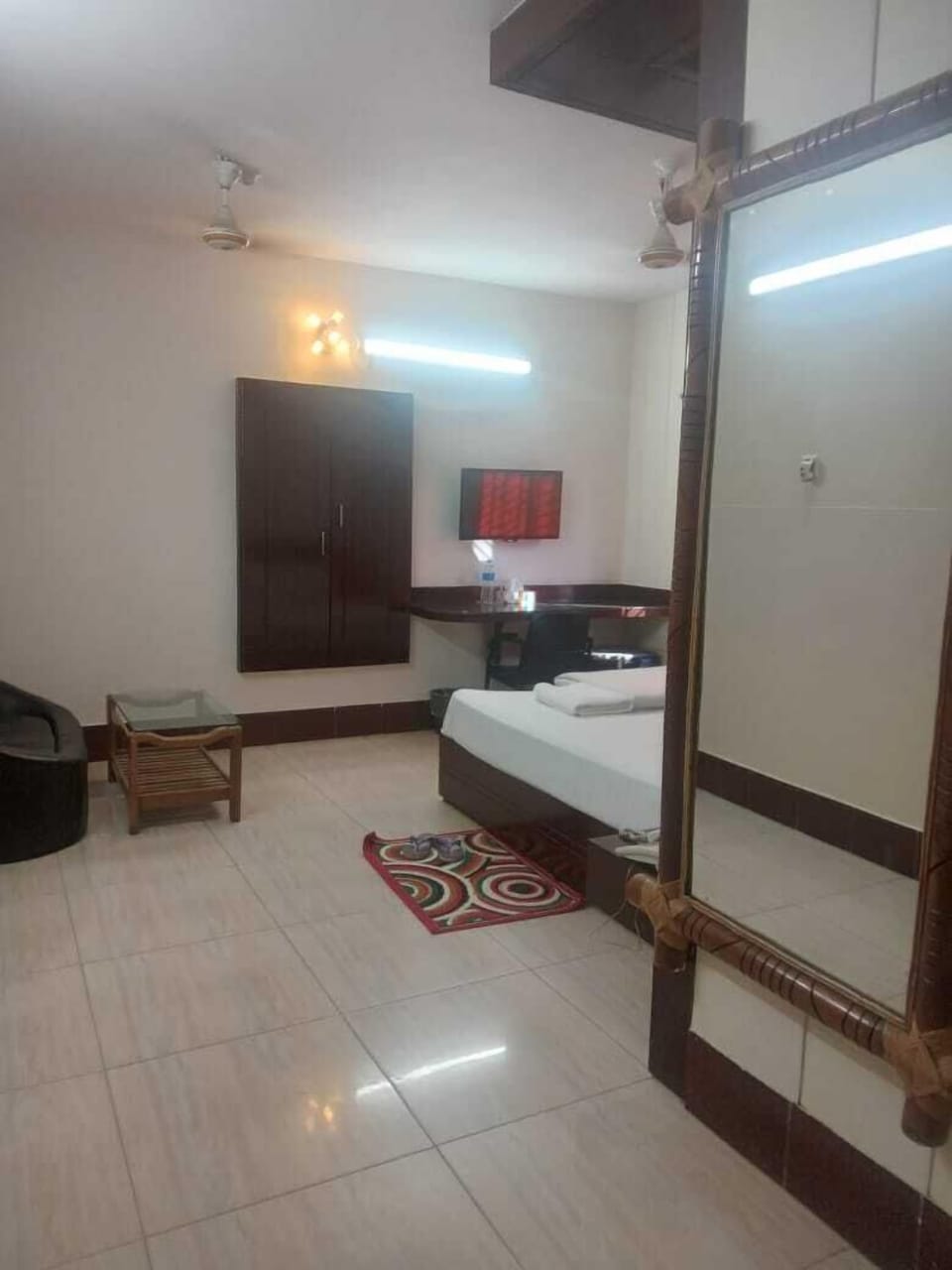 Superior Single Room | Desk, free WiFi, bed sheets